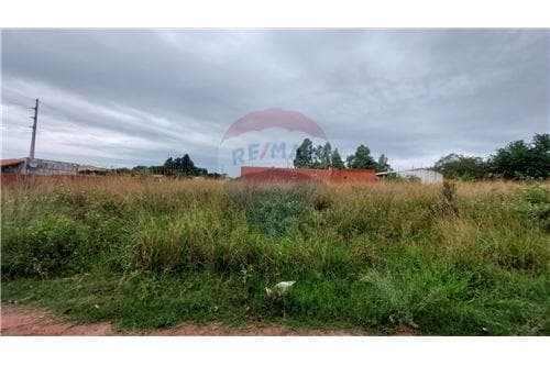 Vendo 5 terrenos en villeta fracción las leñas