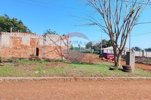 "Terreno Residencial en Venta en Yguazú