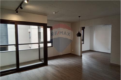 Deptos. Con renta activa en el edificio muhrada!!