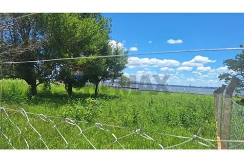 Alquiler terreno frente al rio parana -mboi kae