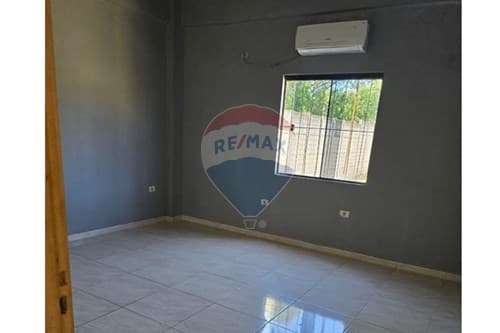 Casa en venta en Hernandarias e metros de Itaipu