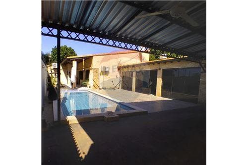 Casa en venta, capiata