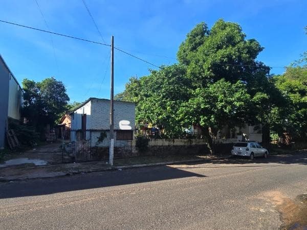 Vendo casa / terreno en barrio mbachio – Lambaré