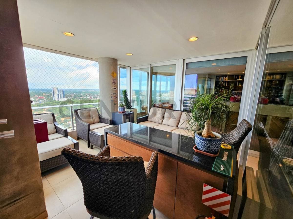 FOR SALE Apartment with 4 en-suite bedroom in Asunción Ycua Satí