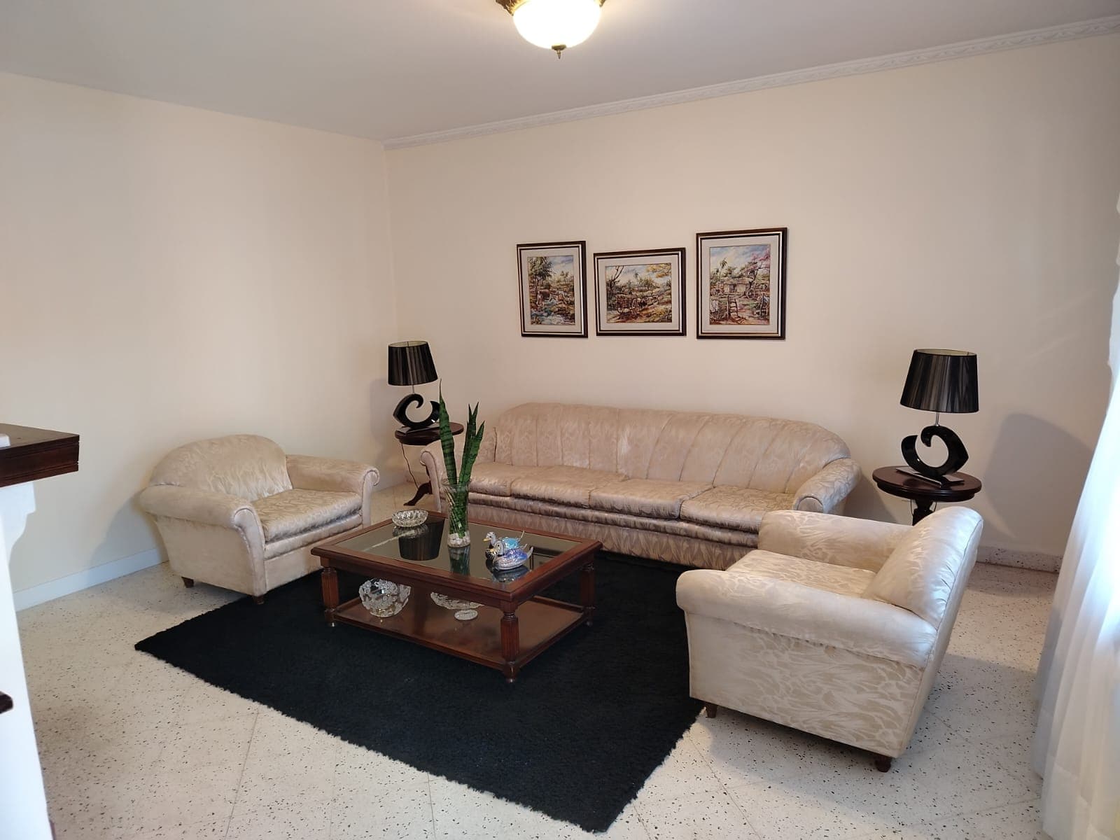 Vendo Casa en Asunción