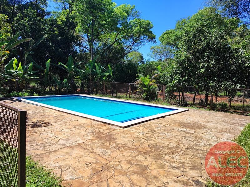 Dueño Vende Paraíso Verde De 4,200 M2 Con Piscina En Areguá
