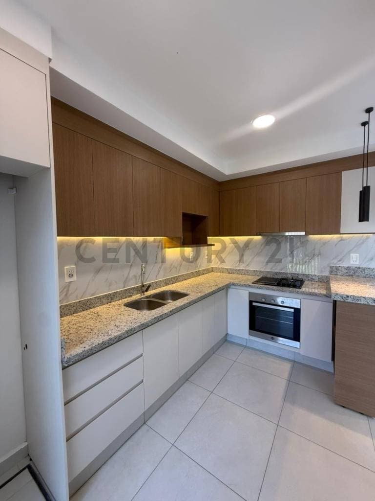 Vendo duplex a estrenar en Luque Loma Merlo (Z/ Aeropuerto)