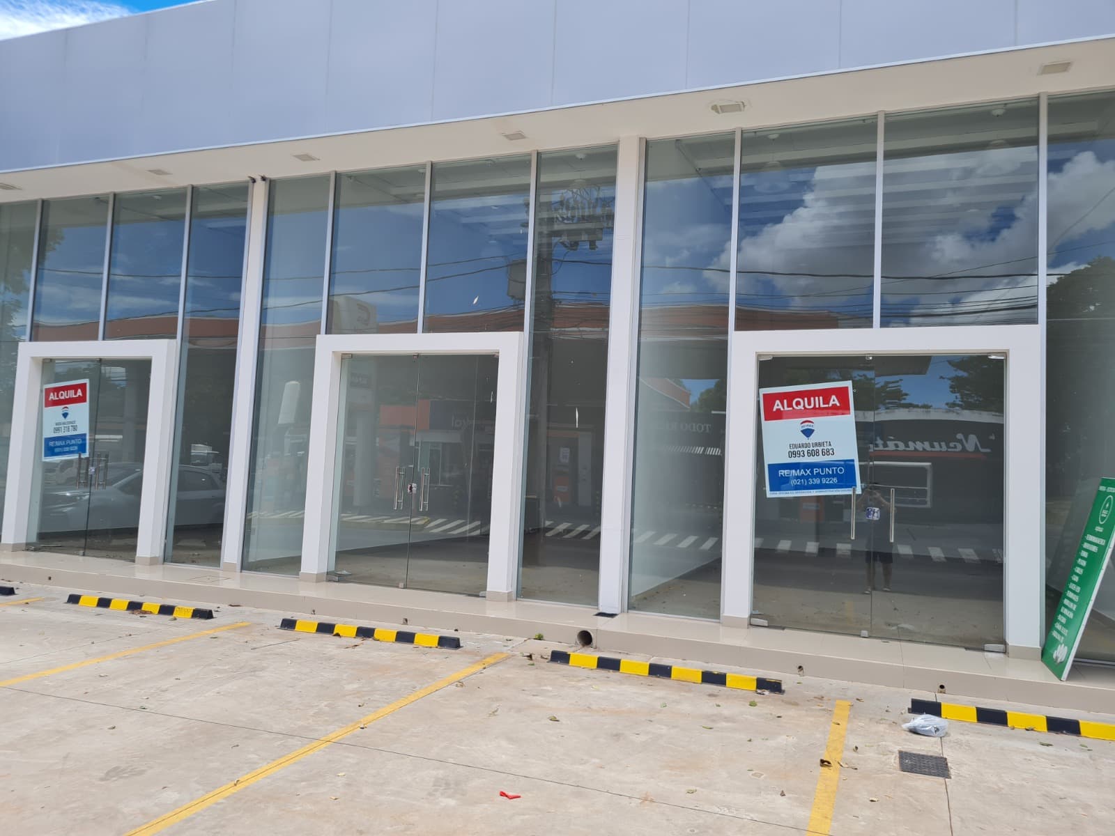 Salones Comerciales en Fernando de la Mora