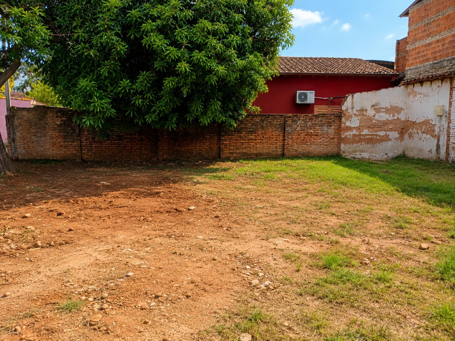 Vendo terreno en Luque cuarto barrio
