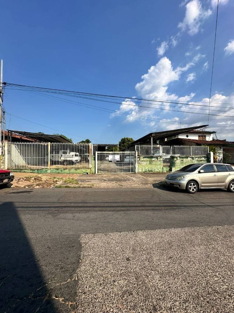 Venta de Terreno en Fernando de la Mora, Central