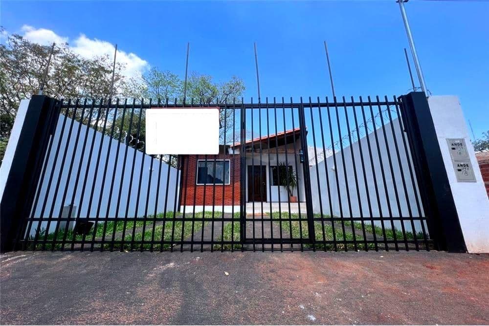 El chalet ideal para tu primera vivienda en Villa Elisa ✨