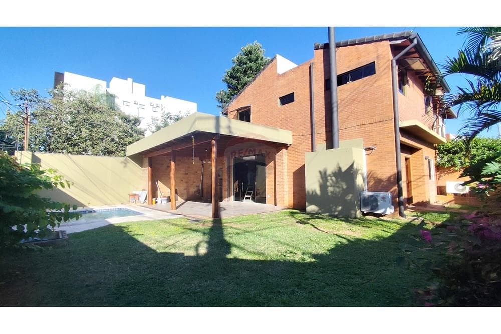 Alquilo amplio y confortable Duplex
