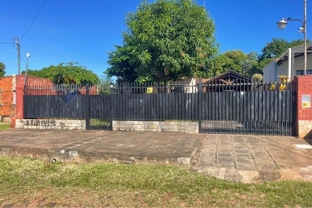 Vendo casa amplia en villa industrial