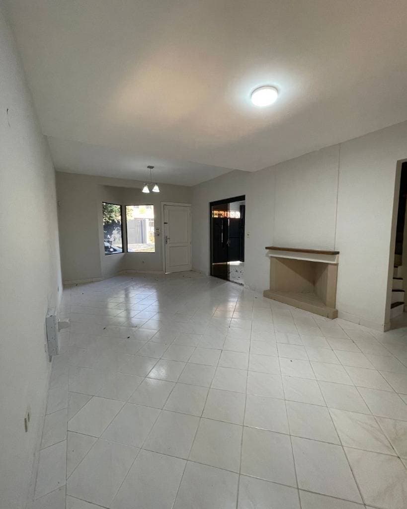 Vendo duplex en mburucuya