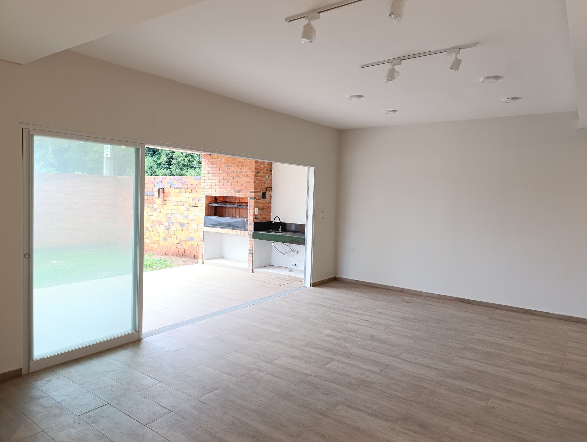 Duplex-Venta-PY Central Luque