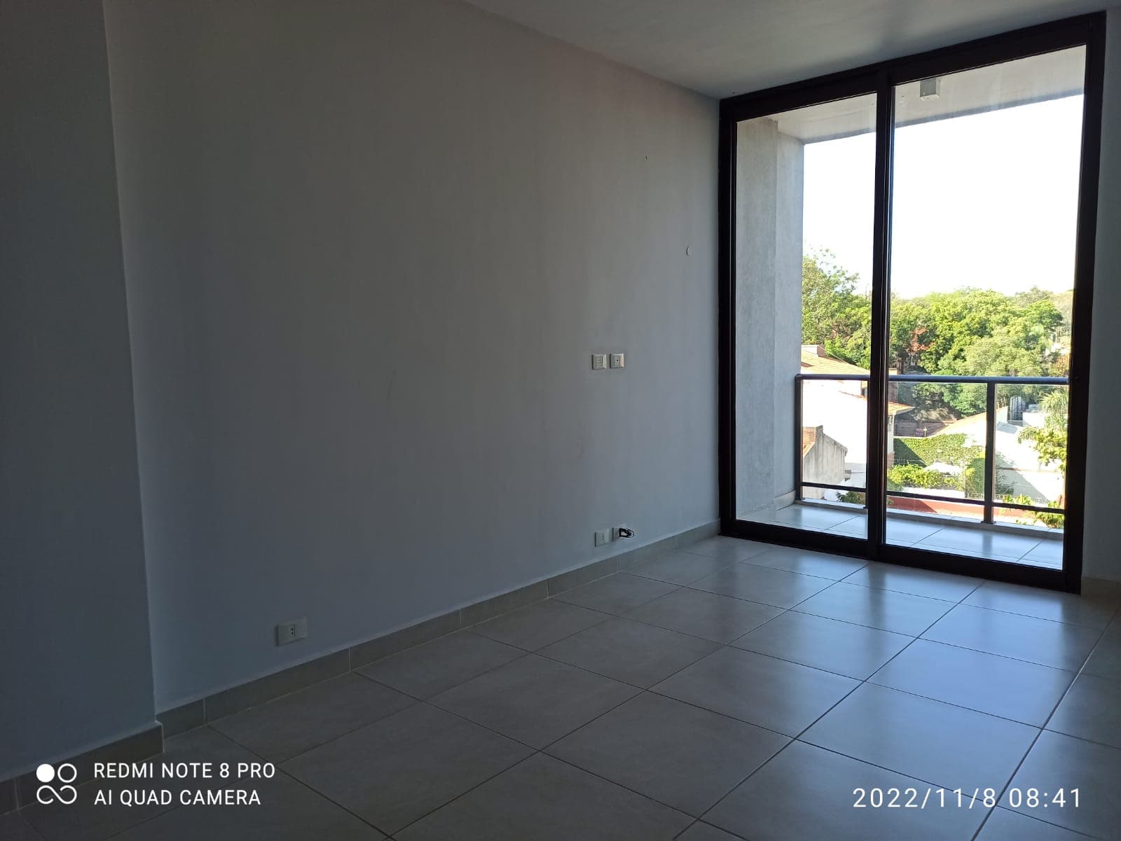 ¡Exclusivo! Alquilo Moderno Departamento de 1 Dormitorio en el Prestigioso Barrio Mburucuyá