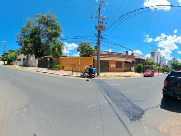 Terreno en Venta – Barrio Las Carmelitas, Asunción