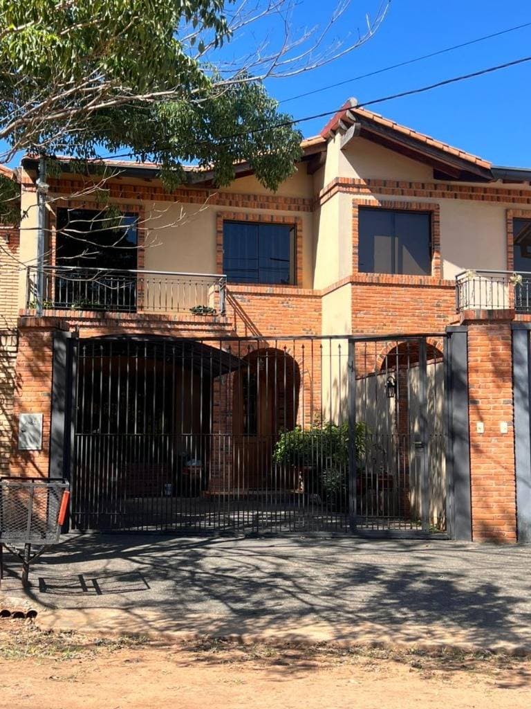 Dúplex exclusivo en venta barrio residencial san miguel – San Lorenzo