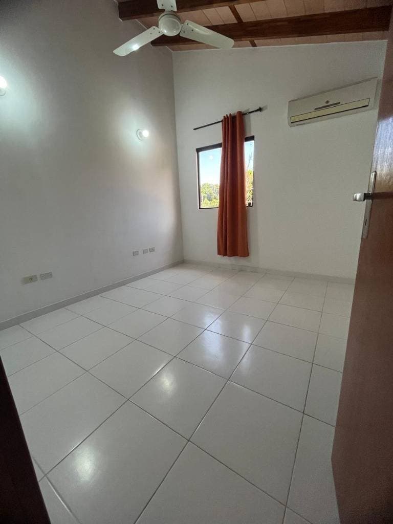 En venta - Duplex en barrio cerrado en Villa Elisa