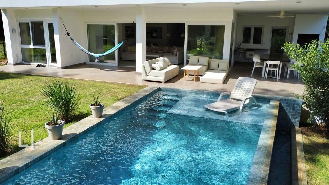 Casa en venta 4 dormitorios
