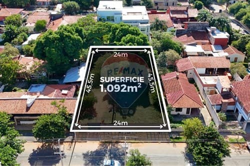 Importante terreno en venta en barrio Herrera