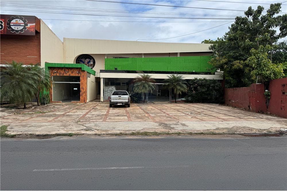 Local Comercial sobre Avda. Choferes del Chaco