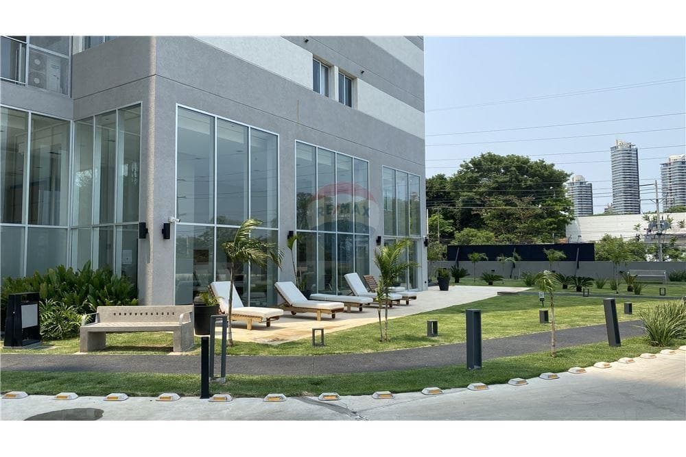 Alquilo departamento de 3 dorm. en Ed. The Forest