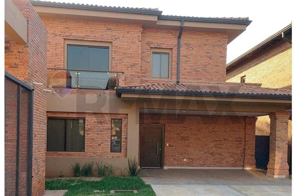 Residencia en venta - San Lorenzo