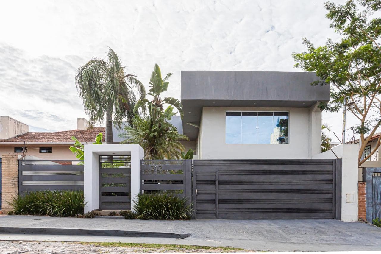 Vendo residencia premiun en mburucuya