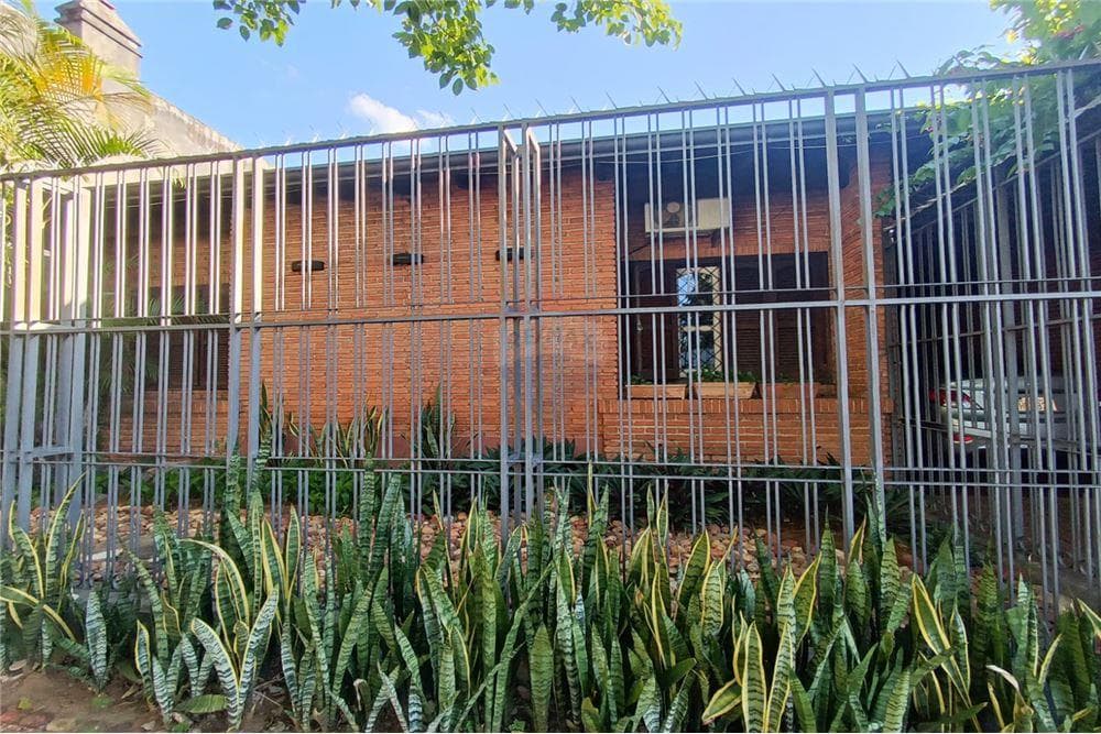 Vendo hermosa casa en Barrio Jara