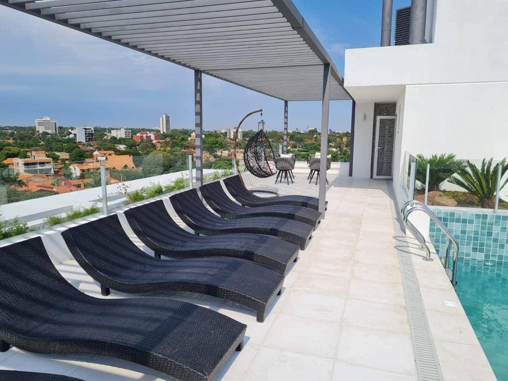 Venta de dpto amoblado en eje corporativo