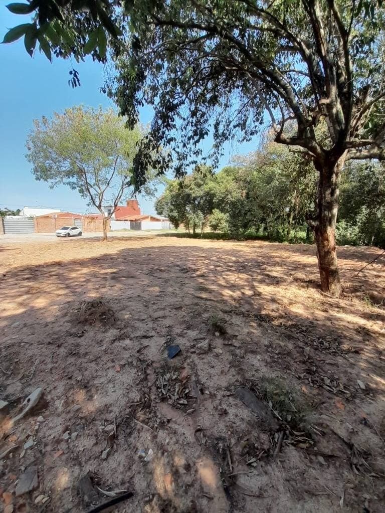 Vendo terreno en Mariano Roque Alonso zona cimee