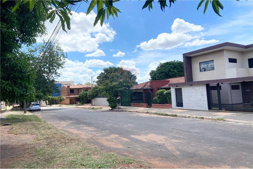 Terreno en Fernando de la Mora zona Norte