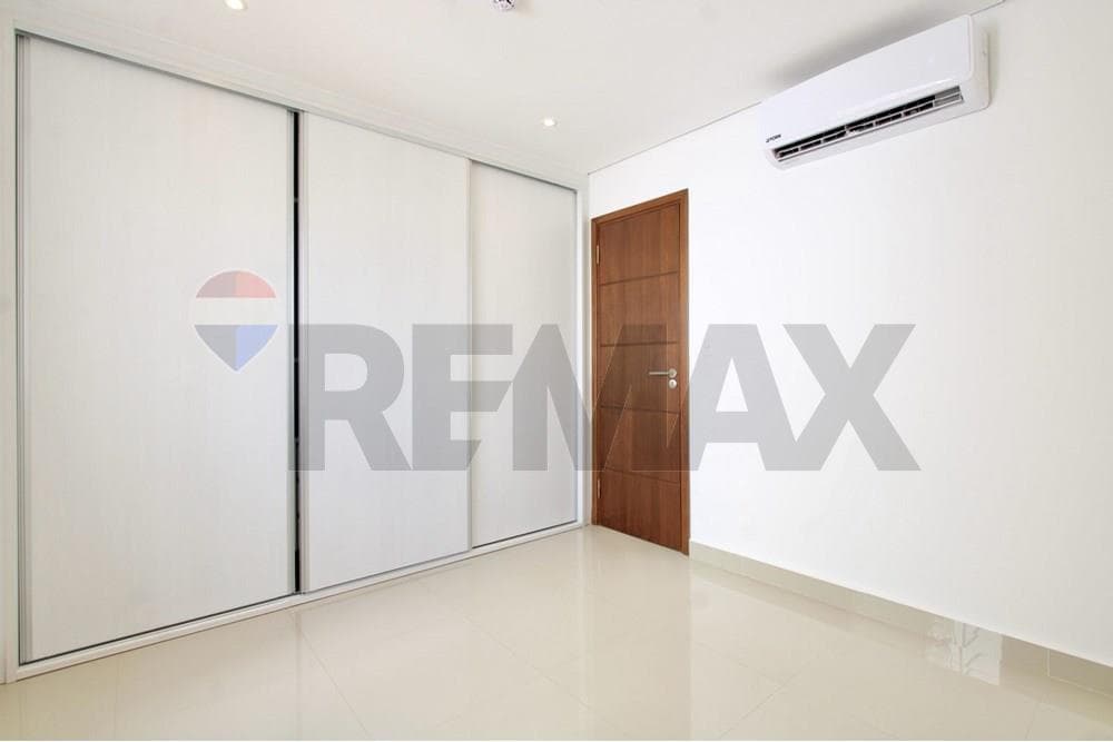 En venta – departamento en edificio emporium