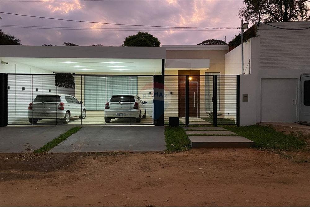 Vendo casa en Mariano Roque Alonso