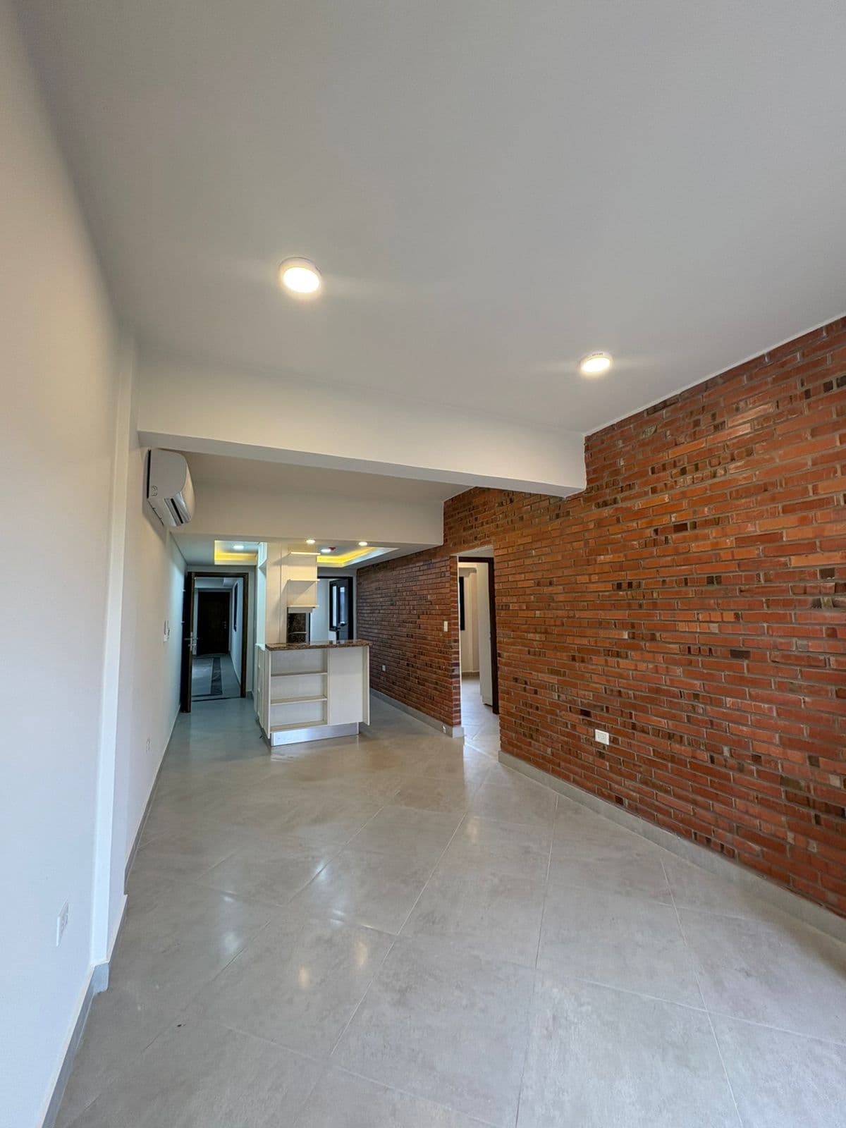 Alquilo departamento de 2 habitaciones en Fernando de la Mora Zona Ingavi