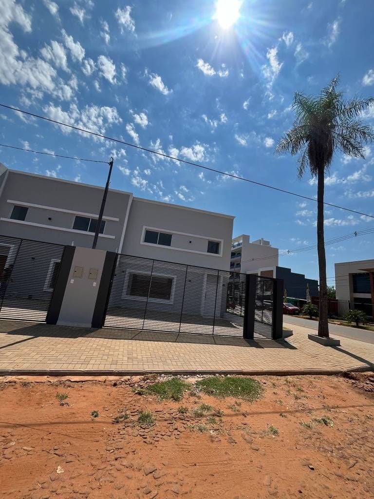 Dúplex con piscina y quincho | Luque