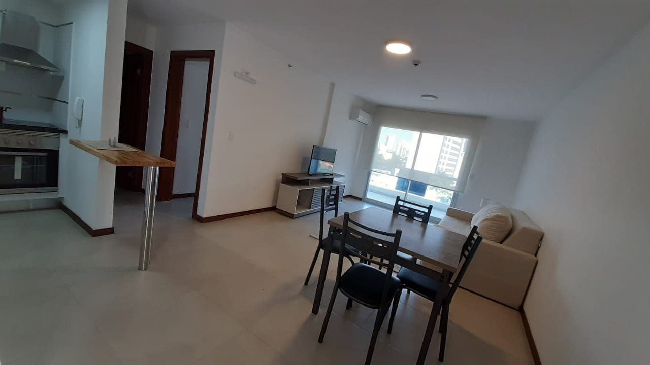 Alquilo apto de 1 dorm con muebles a full