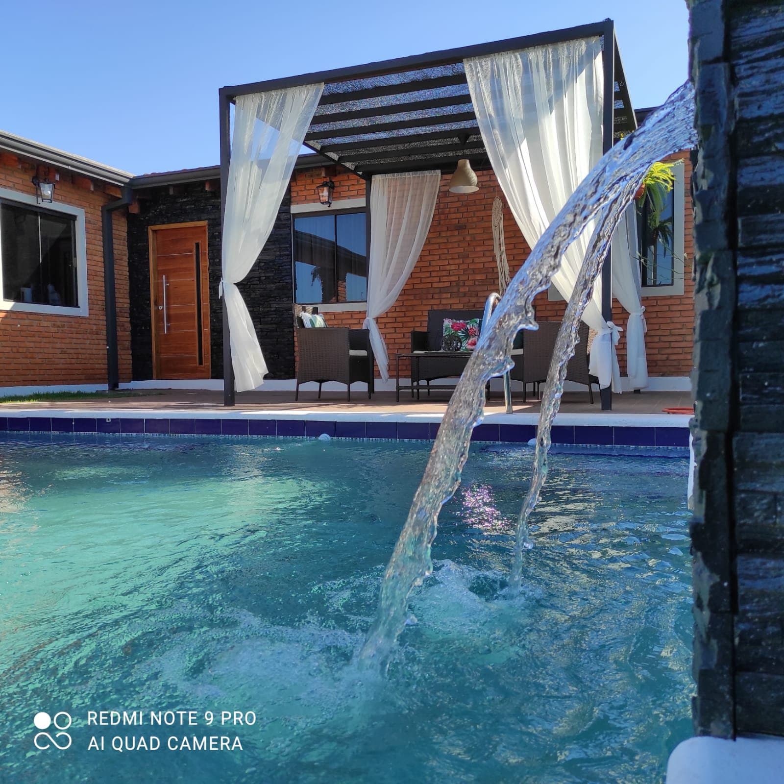 Vendo hermosa casa quinta con piscina en capiata