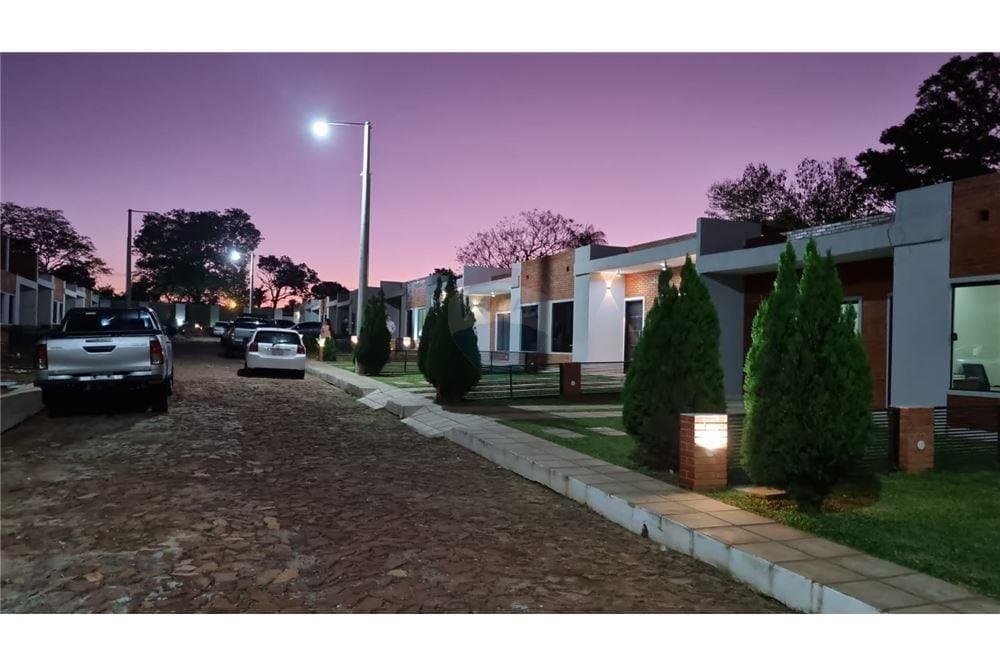 Casa a estrenar en Barrio Cerrado