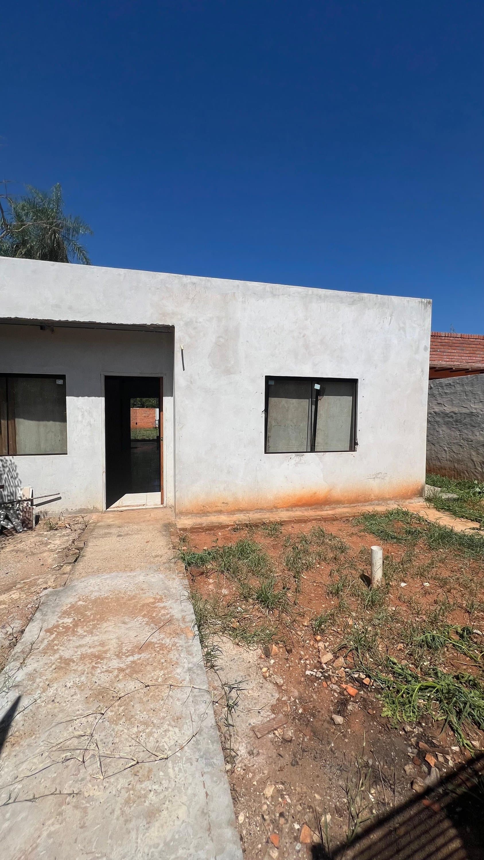 Vendo en oferta casa a terminar en Luque cañada san rafael