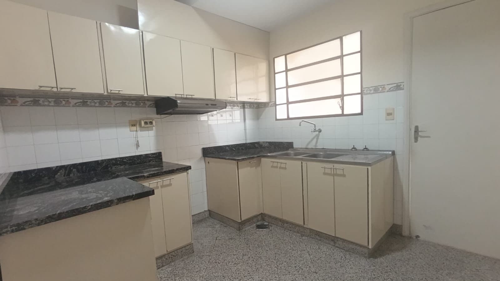 Alquilo departamento en Asuncion Barrio Ciudad Nueva