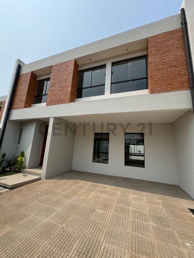 Duplex a la venta en Luque | barrio loma merlo