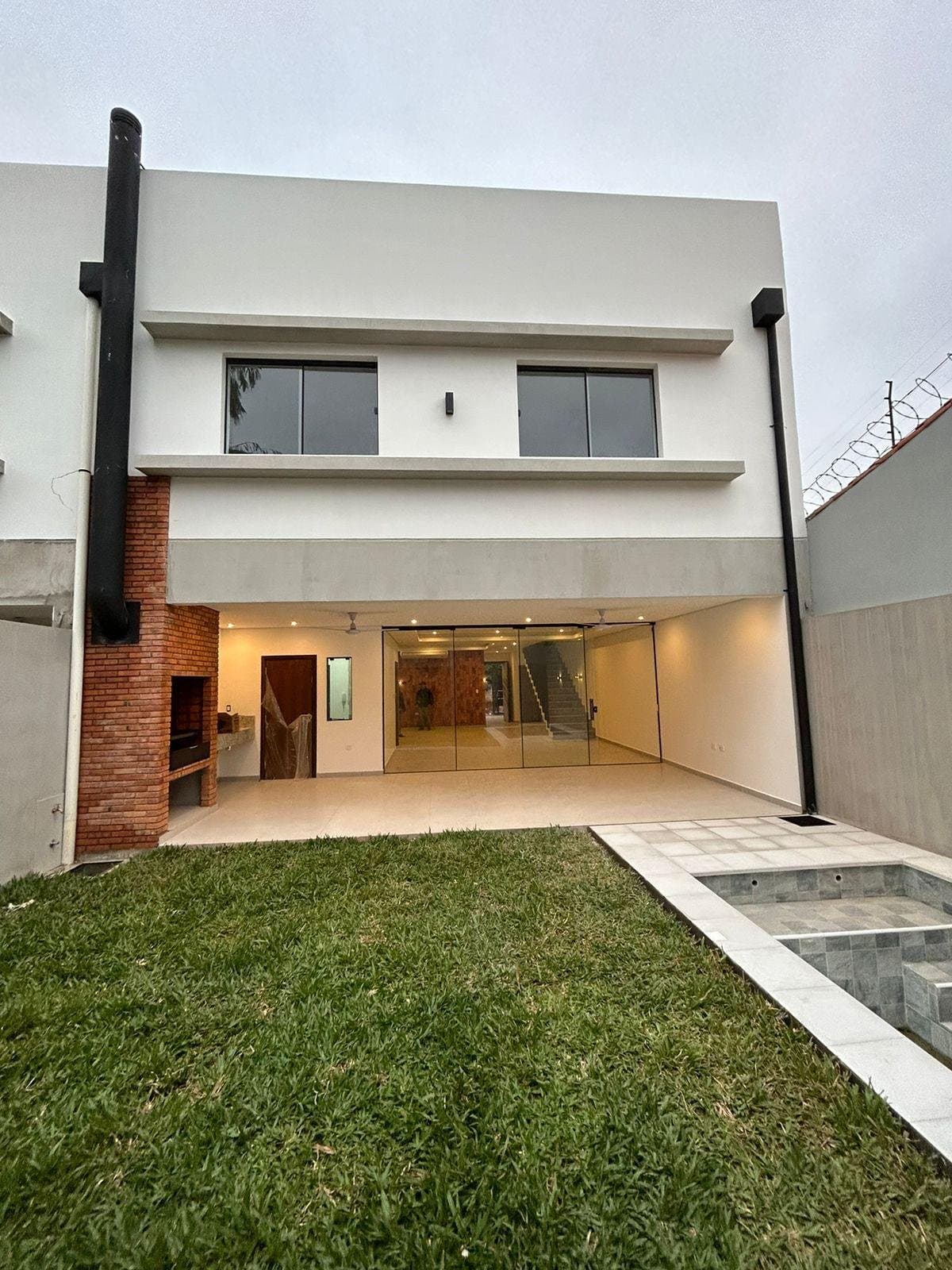 Casa Pareada Zona Calle America