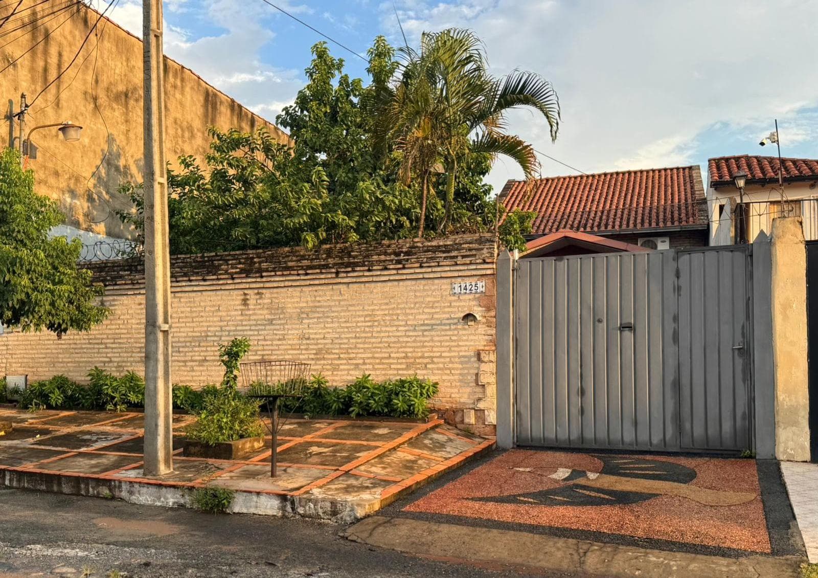 Vendo amplia casa en barrio San Pablo