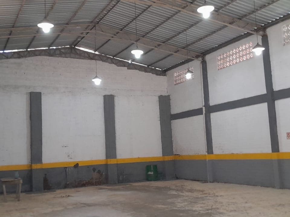 Alquilo tinglado en San Lorenzo