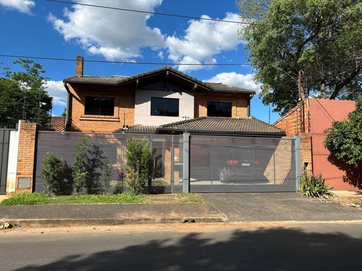 Casa a la venta en Barrio Jara
