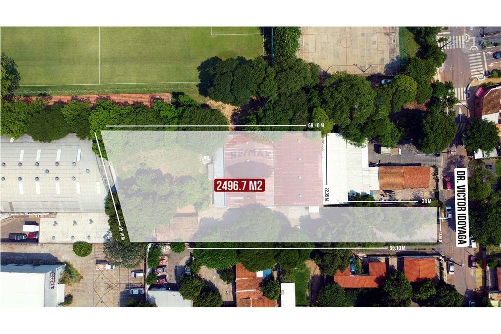 En venta imponente terreno c/tinglado en Recoleta