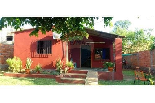 Gran oferta de casa titulada en Limpio a cuadras de Av.San José, Montaña Alta
