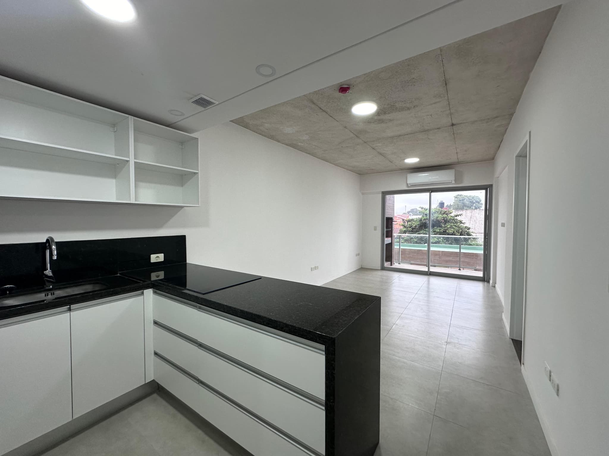 Vendo departamentos en edifico terrazas de laurelty